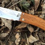 Le couteau "Le Châtuzat" est un couteau de poche artisanal